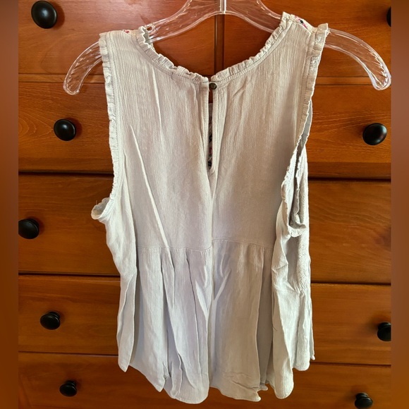 Tank top - Picture 3 of 5